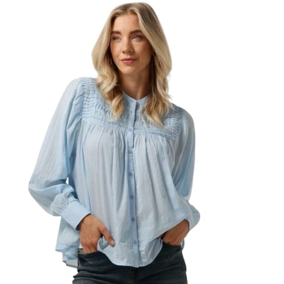 Circle of Trust Tops - Circle Of Trust Embroidered Harmony Button Up Cotton Blouse in light blue  Sz S